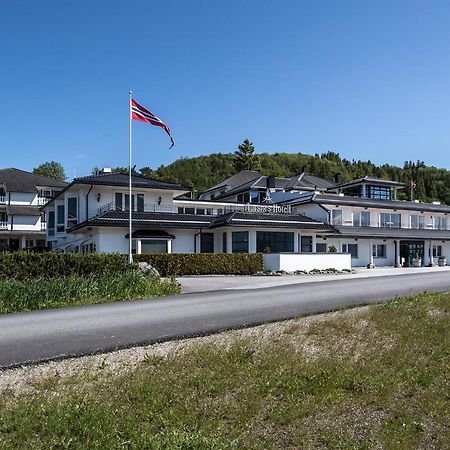 Aursnes Hotell Sykkylven Bagian luar foto