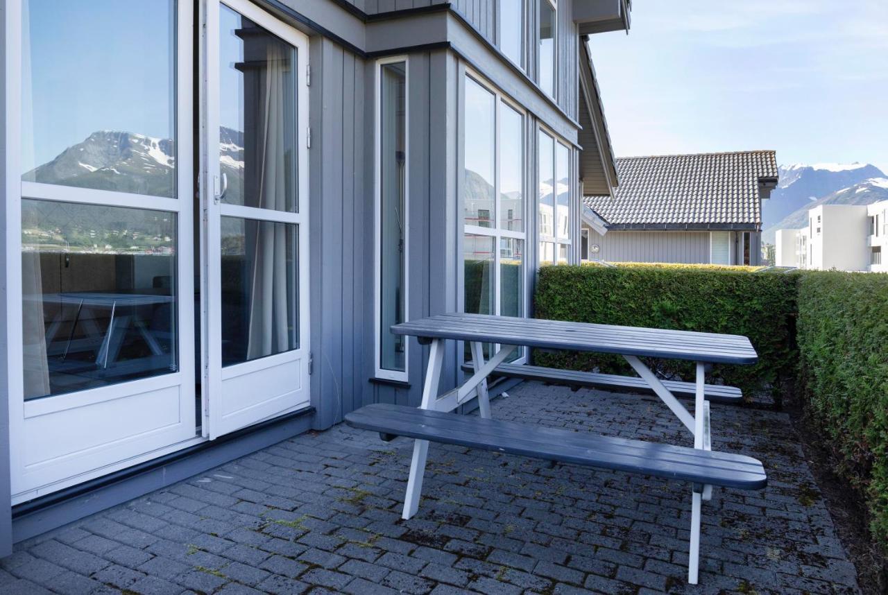 Aursnes Hotell Sykkylven Bagian luar foto