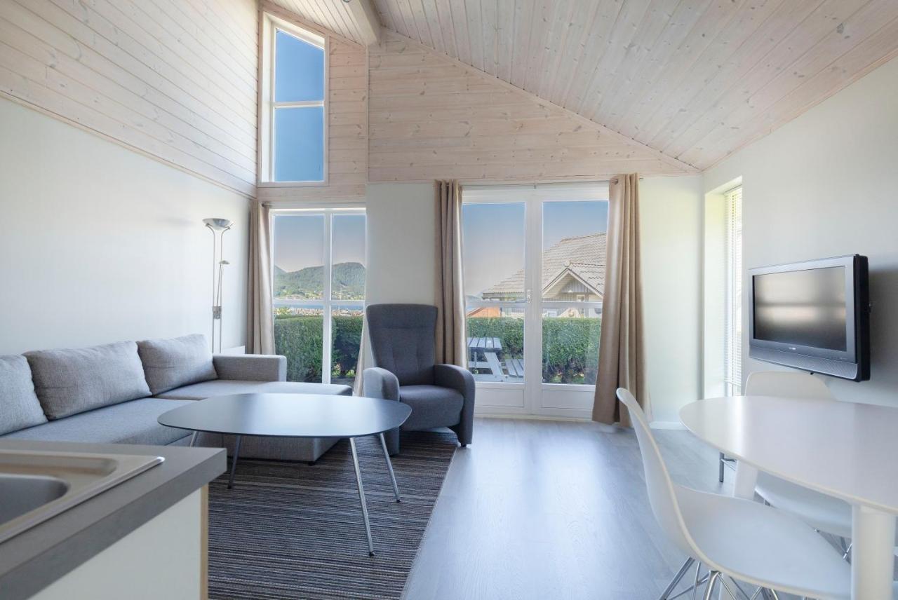 Aursnes Hotell Sykkylven Bagian luar foto